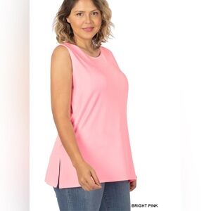 New!Plus Size Pink Sleeveless Split Hem Women's Top Size 1X 2X 3X
